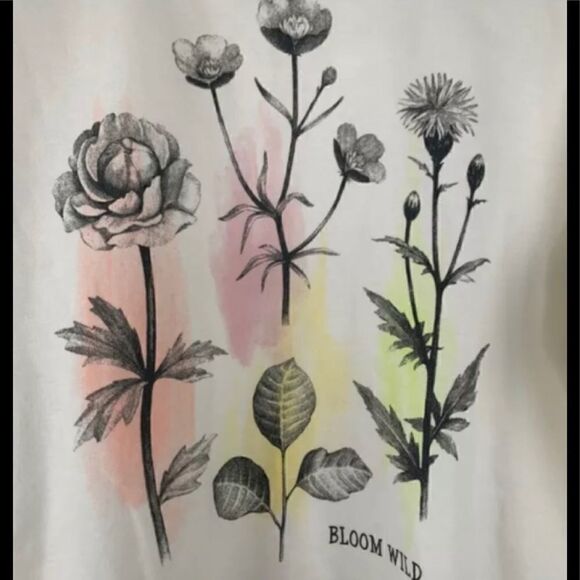 🛍Fifth Sun Top Bloom Wild Graphic Flower 🌸 Crewneck Sweatshirt Size: Small - Picture 5 of 6